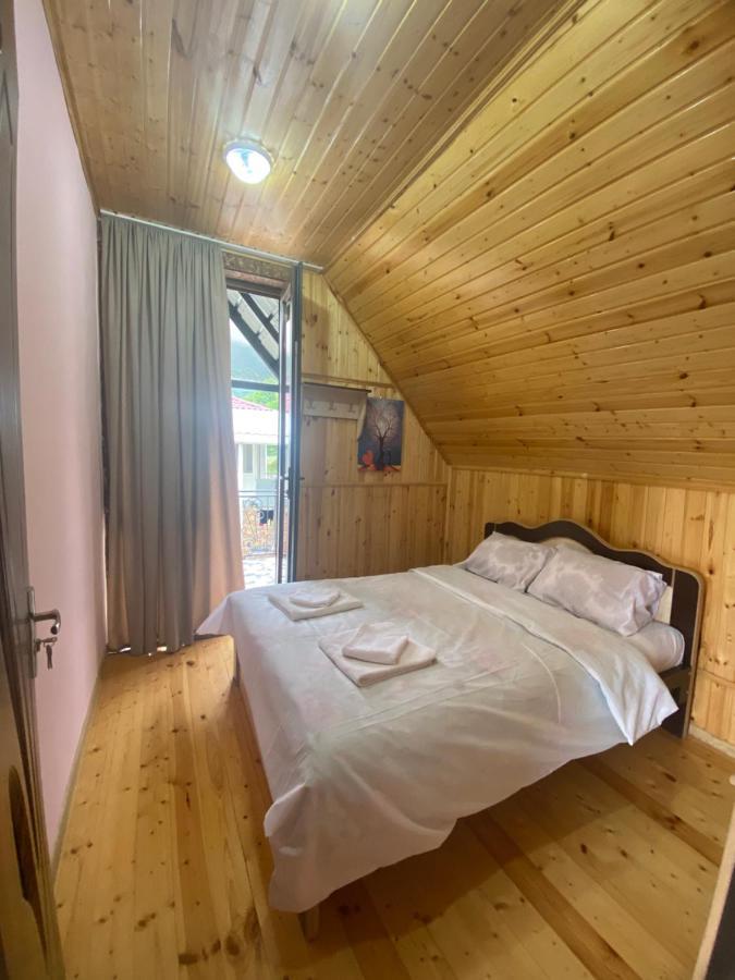 Kirta Hotel Gordi Luaran gambar