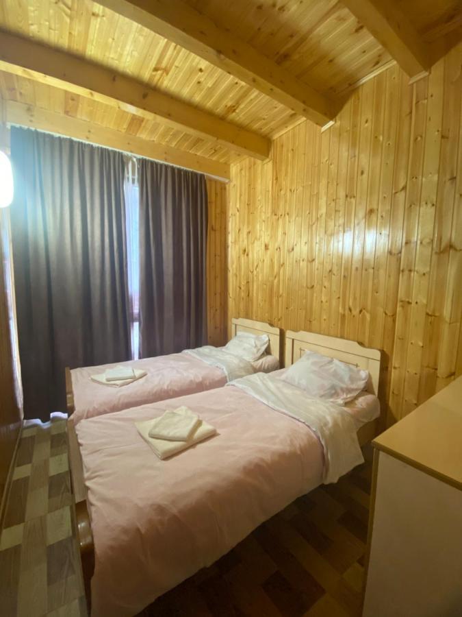 Kirta Hotel Gordi Luaran gambar